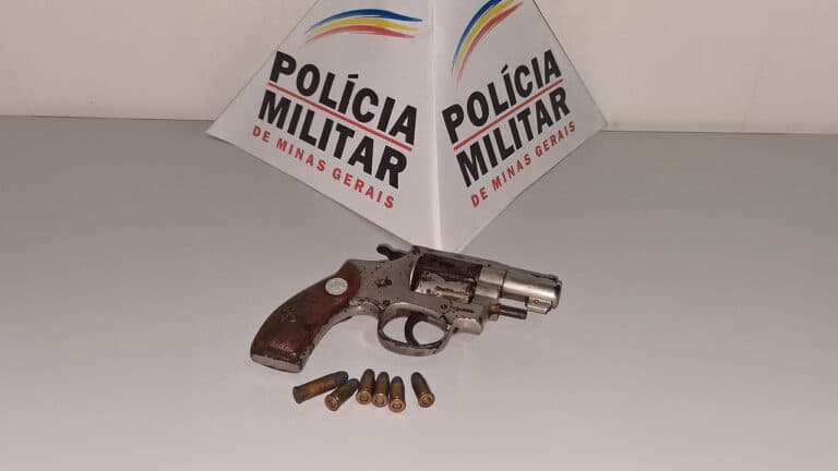 Foragido condenado a 16 anos por homicídio é capturado armado pela Polícia Rodoviária em Brasilândia de Minas