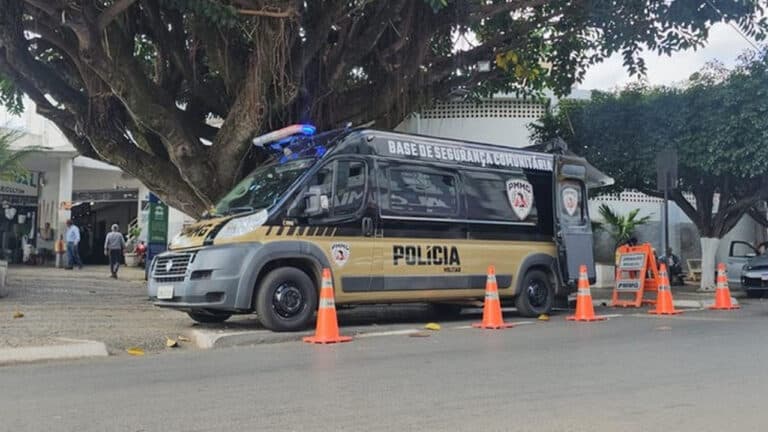 Mãe procura a polícia após descobrir mensagens e relação da filha de 14 anos com o próprio pai em Patos de Minas