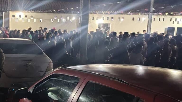 Pisada no pé termina em tiro durante Folia de Reis no povoado de Vila das Almas, em João Pinheiro