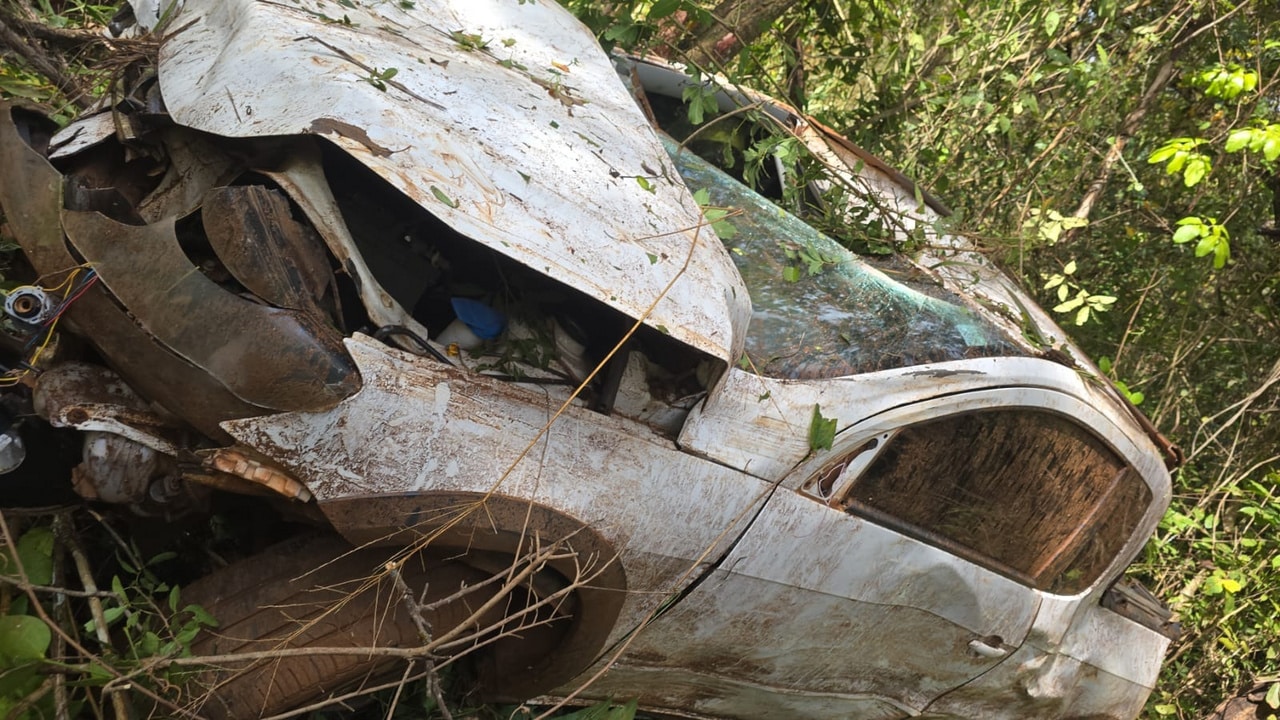 Um milagre! Motorista de 30 anos sobrevive após carro despencar ribanceira de quase 200 metros na MGC-354