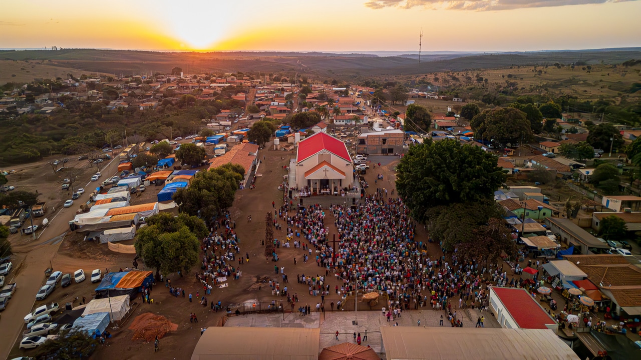 Santuário de Nossa Senhora da Abadia ganha nova pintura para a 138ª Festa em Andrequicé, em Presidente Olegário