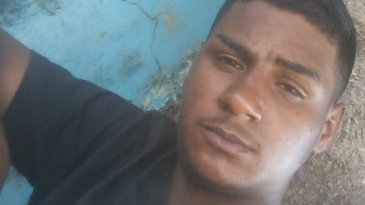 Pai que quebrou pernas de bebê de 2 meses por choro de cólica é condenado a 31 anos de prisão em João Pinheiro