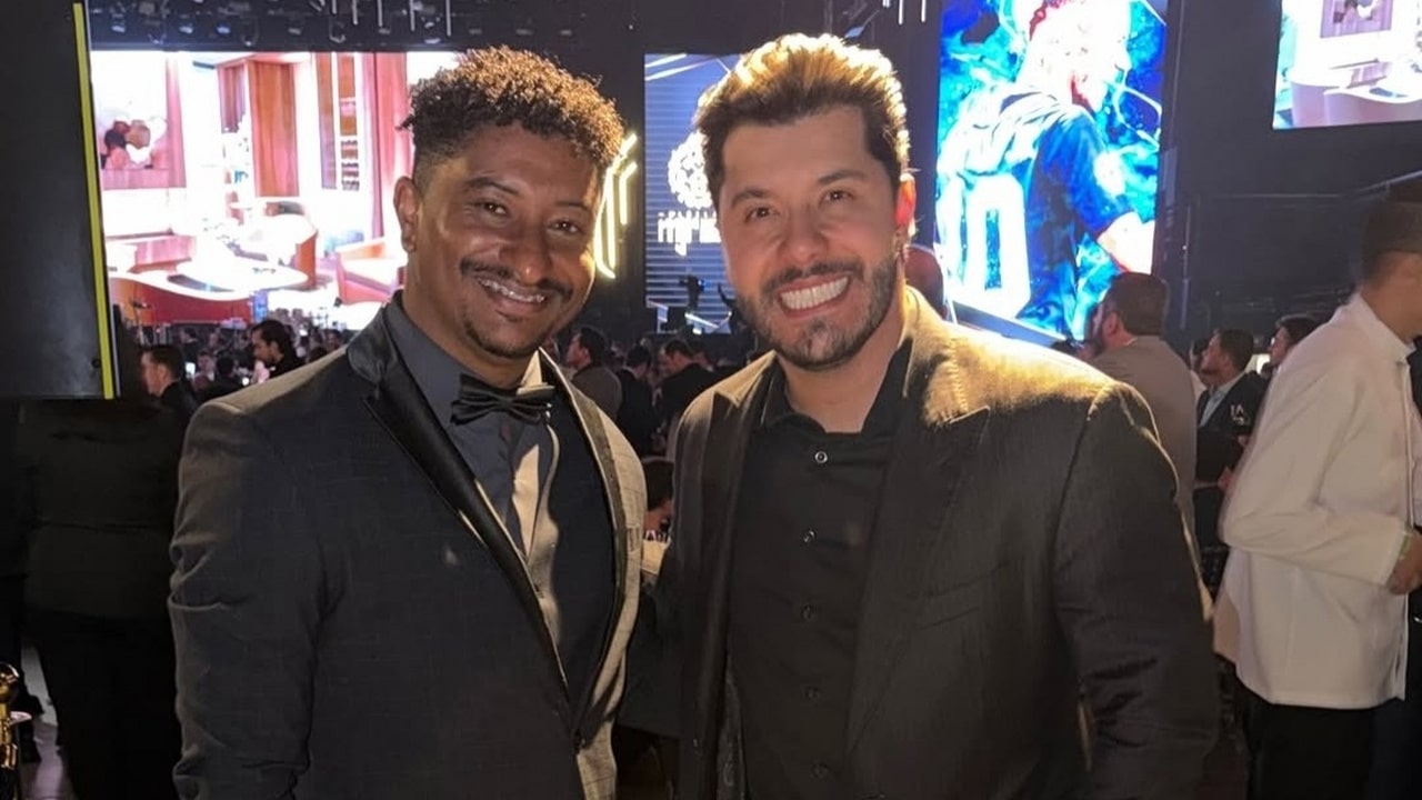 Empresário de João Pinheiro participa de leilão do Instituto Neymar Jr. e vê o jogo do Santos no camarote do craque