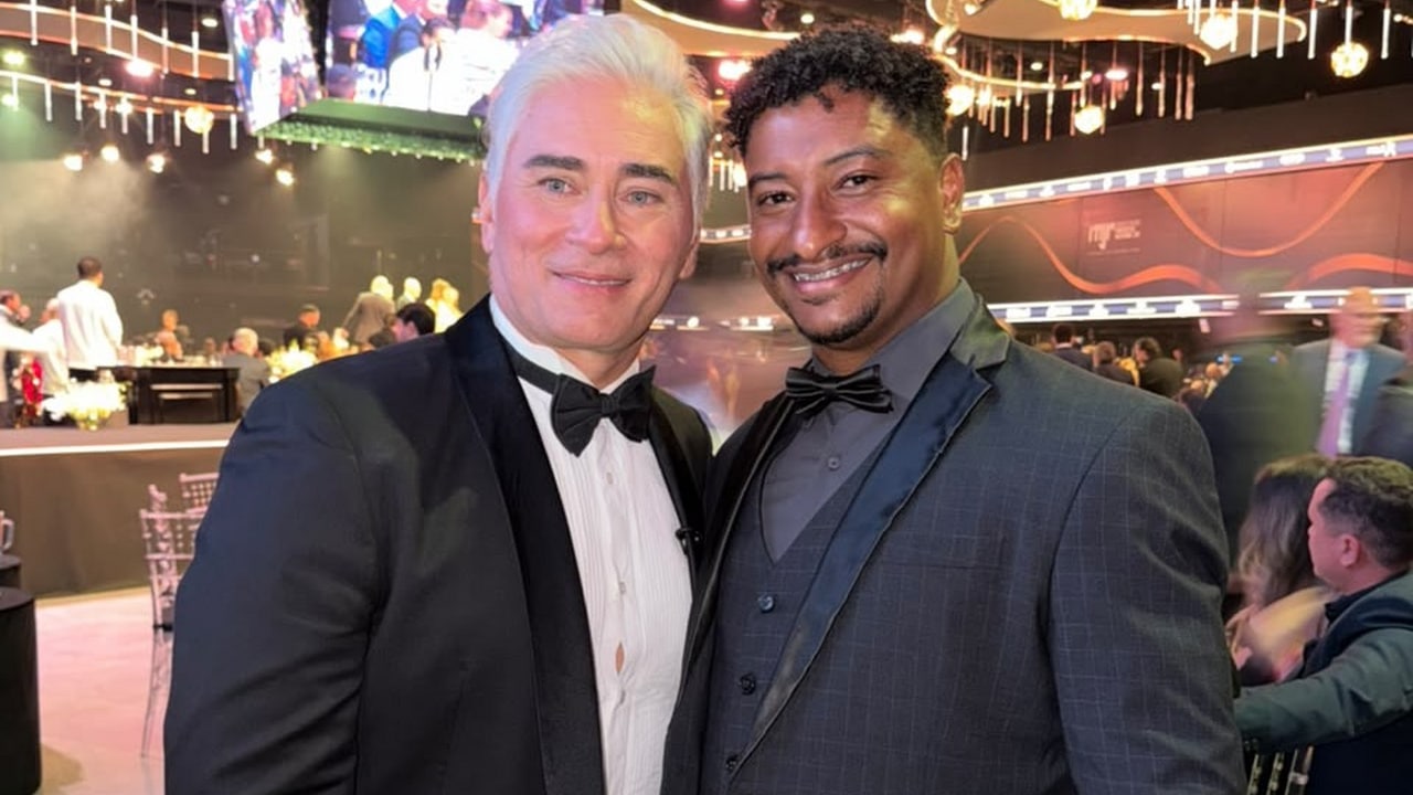 Empresário de João Pinheiro participa de leilão do Instituto Neymar Jr. e vê o jogo do Santos no camarote do craque