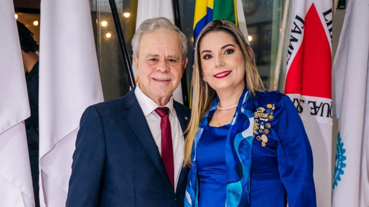 Juliana Paula toma posse como nova presidente do Rotary Club Participação de João Pinheiro