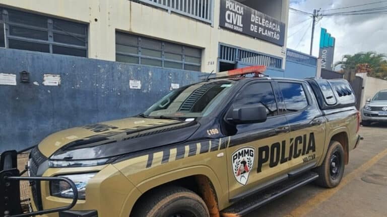 Mãe finge dormir, flagra abuso contra filha de 5 anos em Patos de Minas e padrasto acaba preso