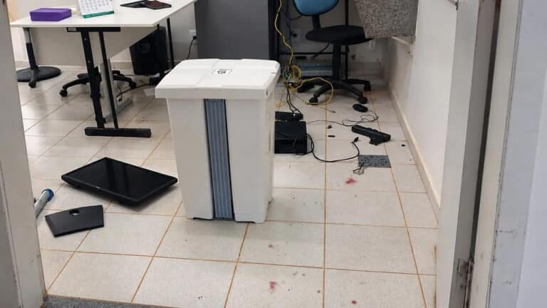 Agente de saúde é esfaqueada no abdômen dentro de PSF; autor foge, mas é contido por populares em Lagoa Grande