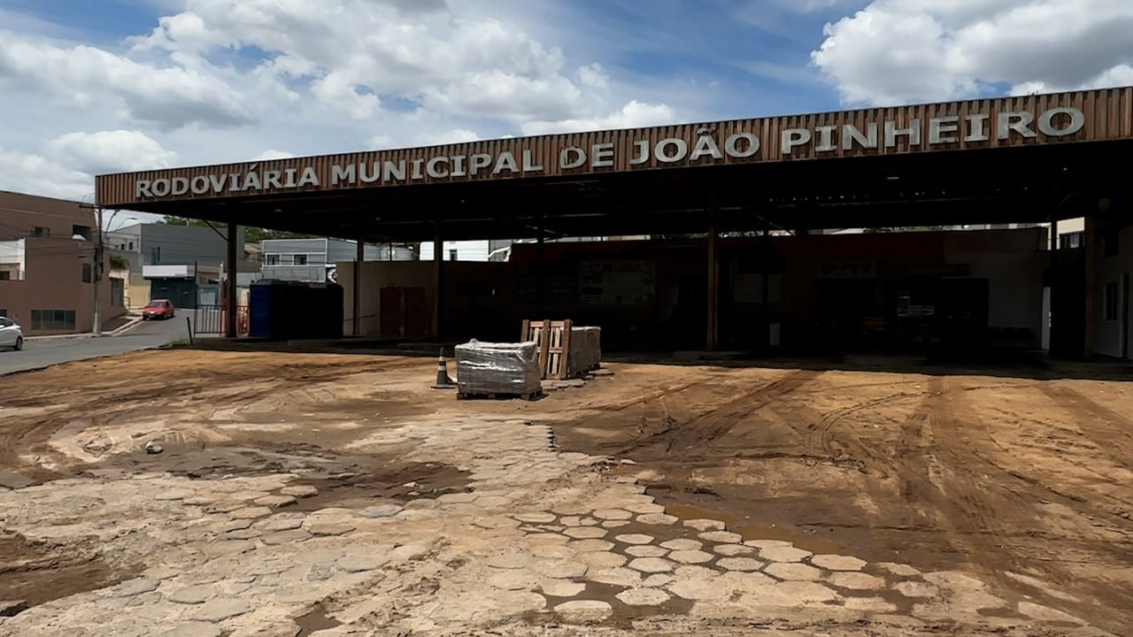 Após anos de abandono, reforma de mais de R$ 700 mil muda a cara da rodoviária de João Pinheiro