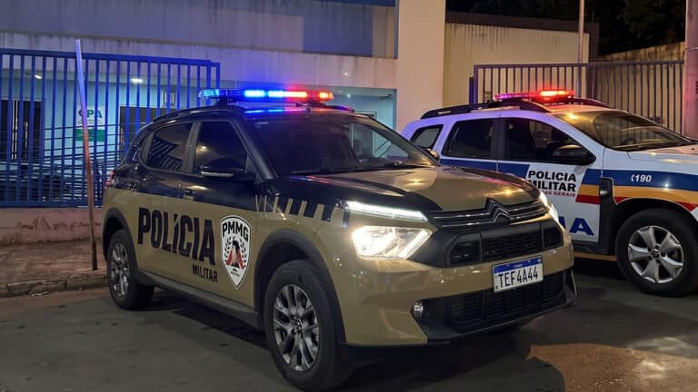 Quebra-pau entre ex-casal termina em 20 pontos nas costas, rosto inchado e os dois presos em João Pinheiro