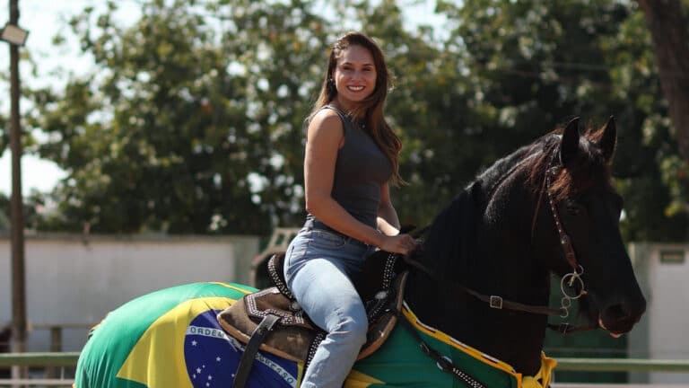 Deu Lud de novo! Deputada é reeleita com mais de 131 mil votos e conquista muitos votos em João Pinheiro